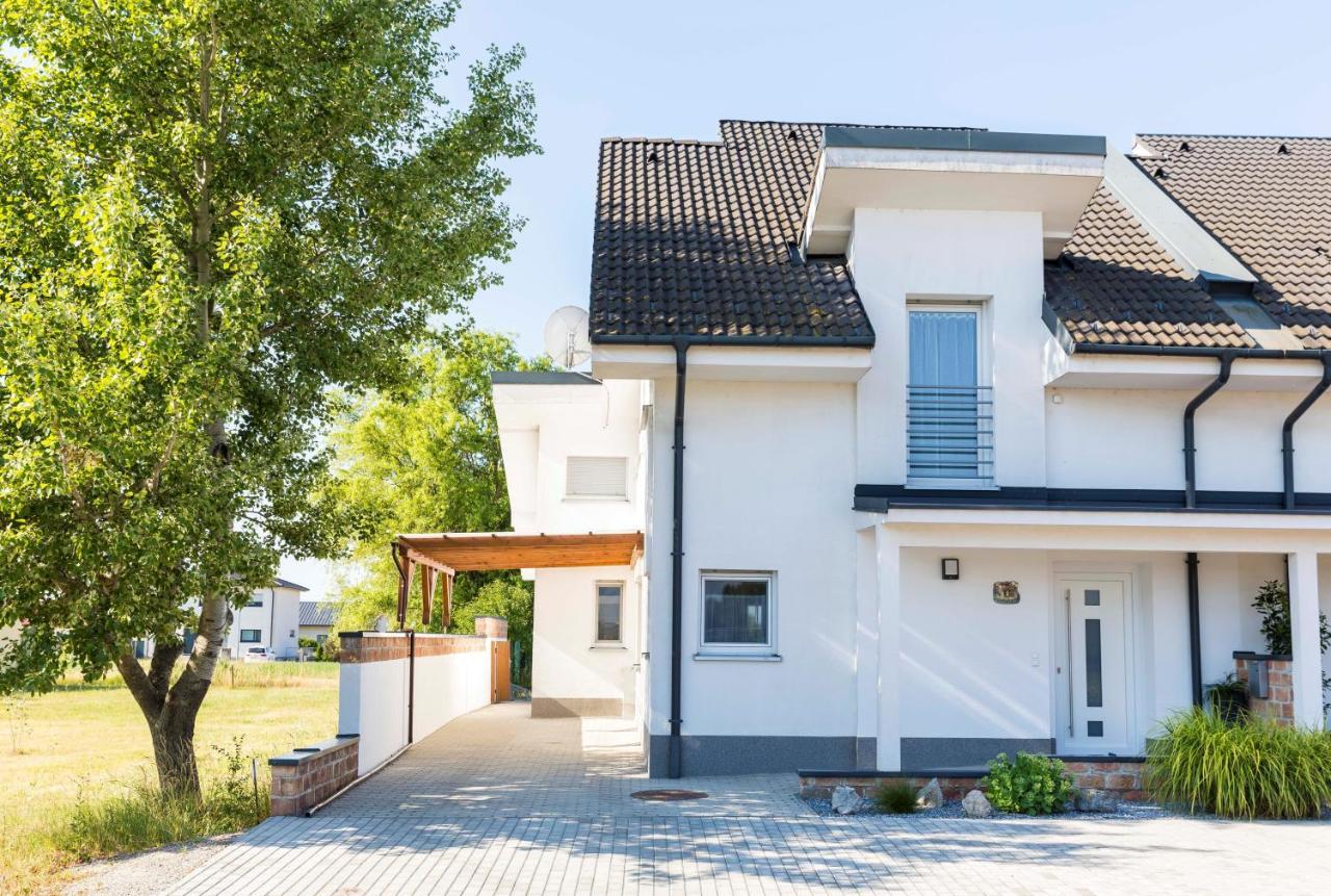Domizil Illmitz Villa Luaran gambar